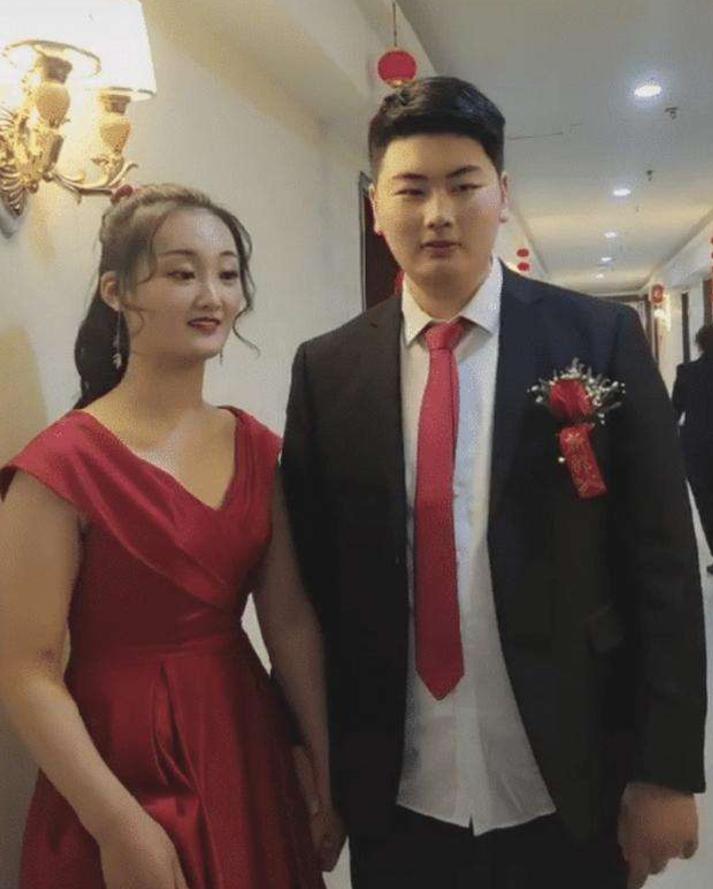 最新結(jié)婚歌曲精選，為你的婚禮增添浪漫氛圍，最新結(jié)婚歌曲精選，打造浪漫婚禮氛圍的必備曲目