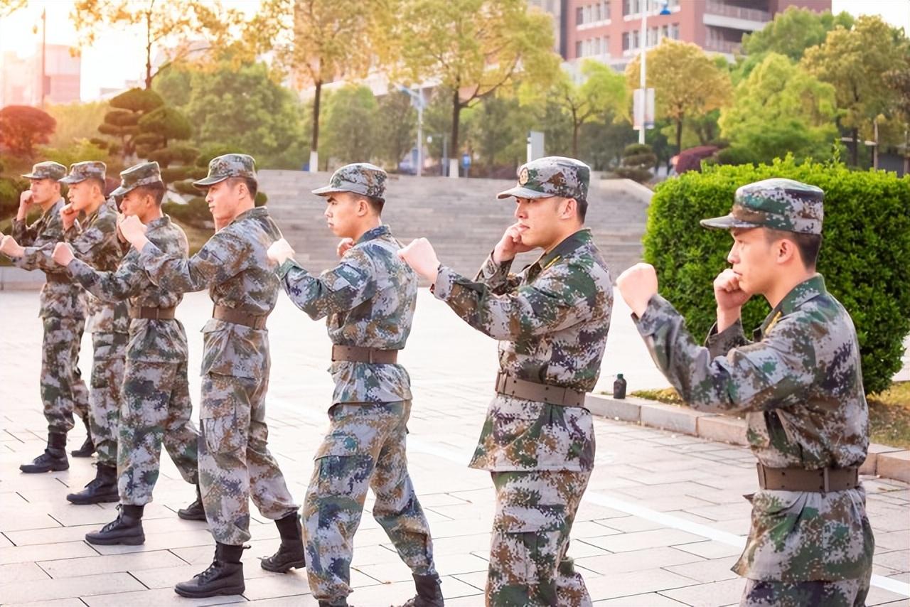 在部隊考研究生難嗎？探討軍人研究生教育的挑戰(zhàn)與機遇，軍人考研究生的挑戰(zhàn)與機遇，部隊研究生教育的探討之路