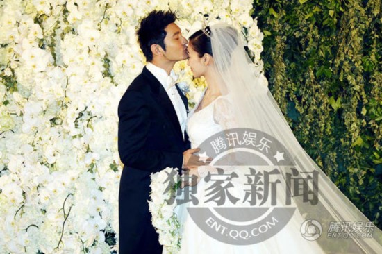 黃曉明與Angelababy，明星情侶的浪漫婚禮，黃曉明與Angelababy的夢(mèng)幻婚禮，明星情侶的浪漫瞬間